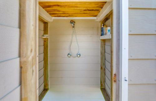 Coastal Home Walk to Holden Beach! - Foto 27