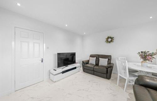 Bruce Road 3 Bedroom Apartment - Glenrothes, Fife - Foto 1