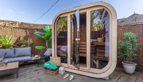 The Little Pines - 5 min walk to beach and sauna - Foto 1, Garden