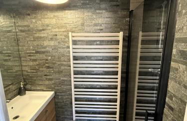 Pavillon indépendant au 1er étage de deux chambres - Foto 18