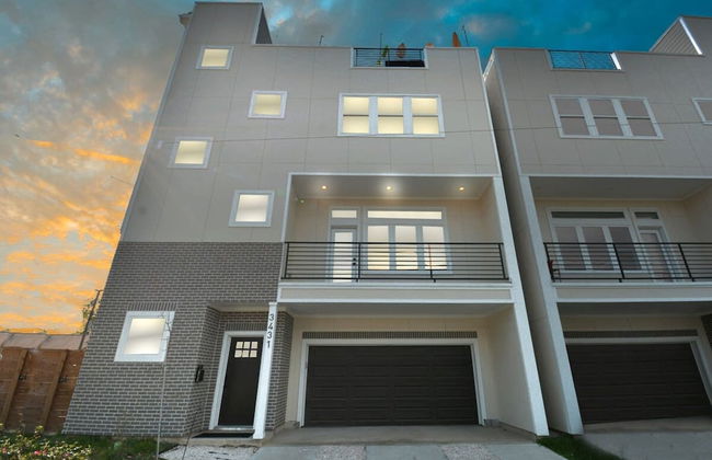 Paradise Palace Best Rooftop in HTX w Hot Tub - Foto 14