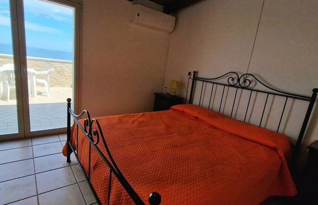 Villa Daniela con Piscina Privata e Discesa a Mare tra Catania e Siracusa - Foto 10