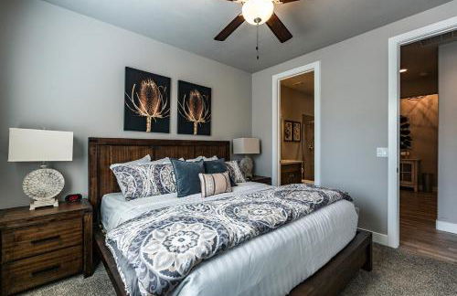 Paradise Village 113 Water Park and Kids Cove, Ping Pong, XBOX 360, Games, Beautiful Mountain Views, and More - Foto 32