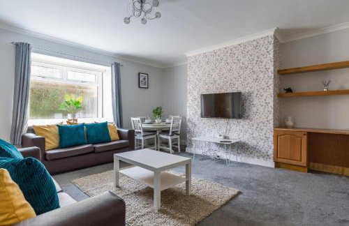 Chestnut House - Sleeps 4 - Pet friendly - Parking - Foto 9