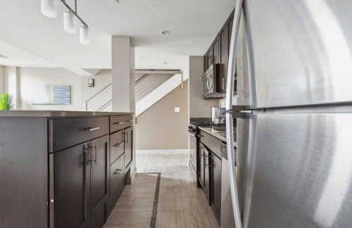 2BR Executive Downtown Apartment by ENVITAE - Foto 17
