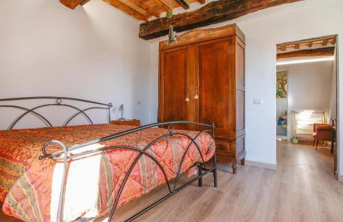 Amazing Home In Belvedere Fogliense - Foto 21