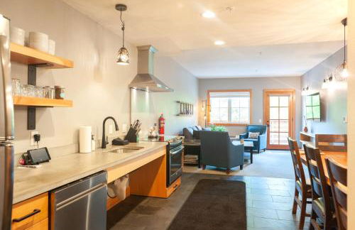 The Suites on Main - Foto 23