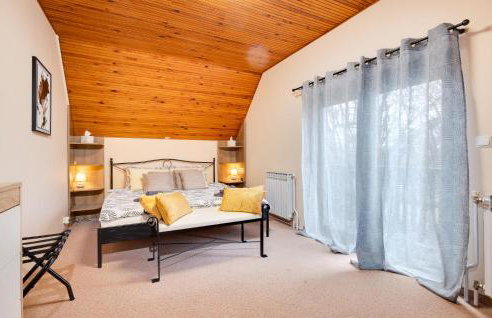 Cozy Home In Milekovo Selo With Wifi - Photo 24