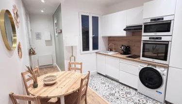 SYLOU - Centre historique, 4 personnes, Climatisation, Netflix, Comédie, Tramway, Gare - Foto 4, stove, dishwasher, toaster