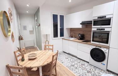 SYLOU - Centre historique, 4 personnes, Climatisation, Netflix, Comédie, Tramway, Gare - Foto 4