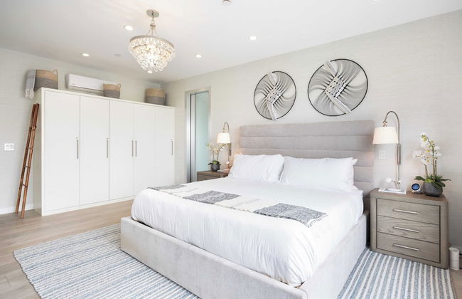 Steps to Beach+shops, Oceanview, Hot Tub+firepit Moonlight Modern by Avantstay - Foto 17