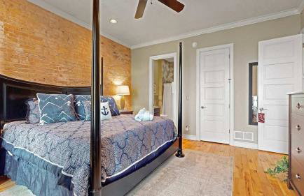Luxury Downtown South Haven Condo With Rooftop Deck - Photo 17