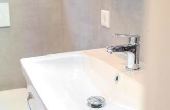 Premium Zuhause - Seeblick, Balkon, Pool & Seepromonade - Foto 8