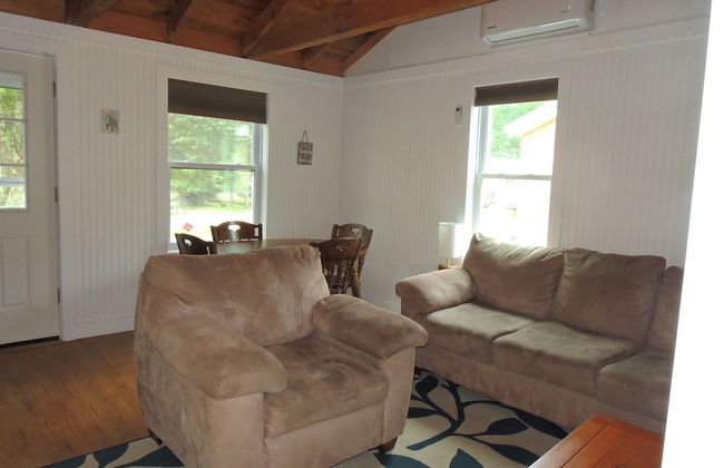 Shorelands Guest Resort and Cottages - Photo 31