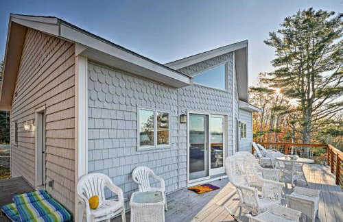 Oceanfront Sullivan Cottage on 6 Acres with Kayak! - Foto 23