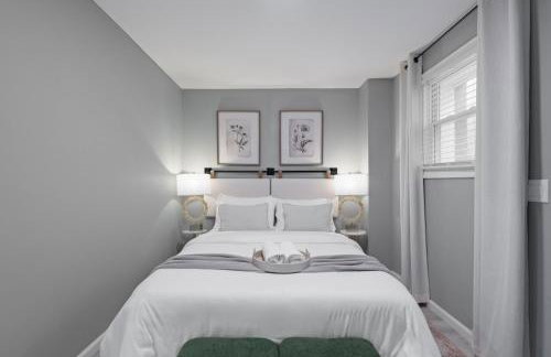 Modern Condo with Private Porch, Mins to NYC - Foto 13