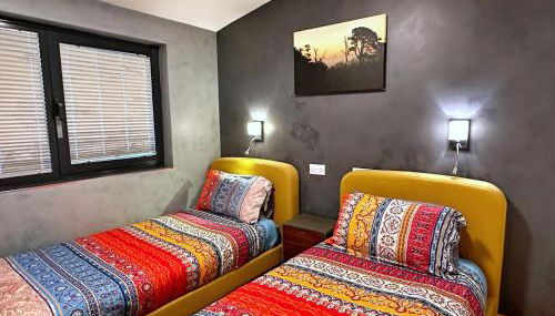 Chy Mena. South facing lodge with hot tub & views. - Foto 4