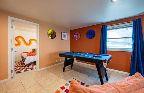 10mins to IUB: 4bd - Karaoke - Pickleball - Foto 17