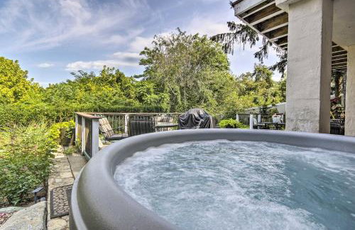 Harpers Ferry Apartment with Private Pool and Hot Tub! - Foto 26