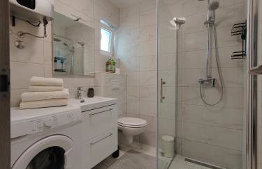 Apartments and pool Luminous - Photo 35