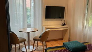 STUDIO dans Villa à Nice Ouest - Foto 4