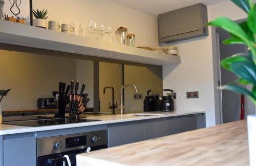 Modern Apartment Central Woodstock with Parking - Foto 5