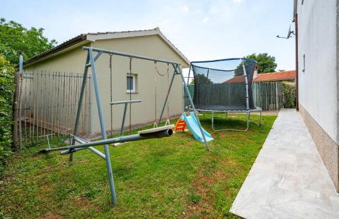 Six-Bedroom Holiday Home In Barban - Foto 13