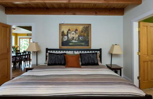 Deluxe Cottage Rental on a 100-Acre Farm on the Shenandoah River, Virginia - Foto 12