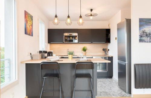 Beautiful apartment equipped near train parking - Foto 8