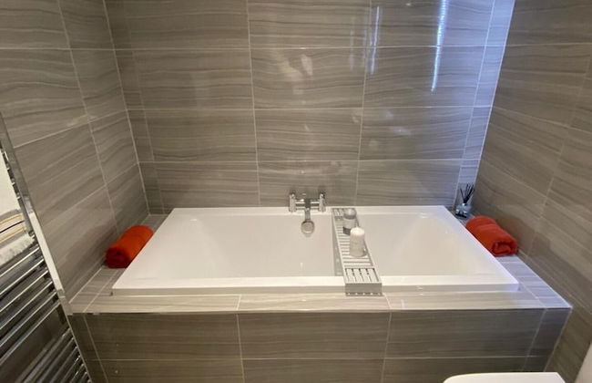 No2 Sandy Bay , Luxury Beachfront Apartment - Foto 23