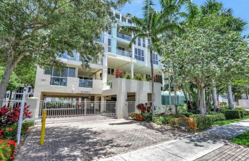 Coastal Condo Deerfield Beach Retreat 3 bed 2 bath - Photo 52