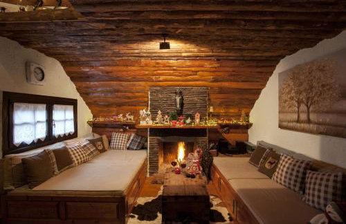 Dandy Villas Agoriani - Chalet Kallisti - Fireplace - Up to 6 - Foto 1