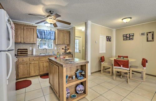 Keaton Beach Escape with Hot Tub Less Than 2 Mi to Shore - Foto 8