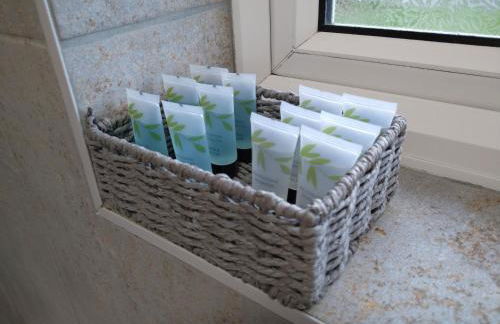 Beautiful 3-Bed Bungalow Kessingland rural retreat - Photo 21