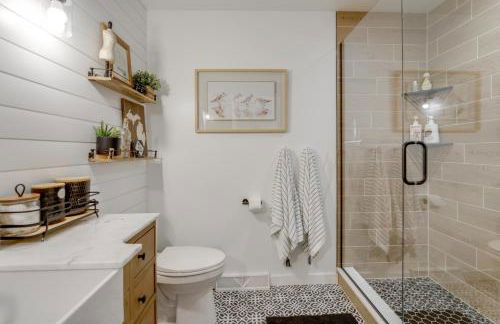 Deck, Fire Pit! Fully Updated Home Near Lake Huron - Photo 12