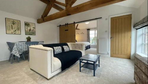 Evelith Manor Barns - Photo 4