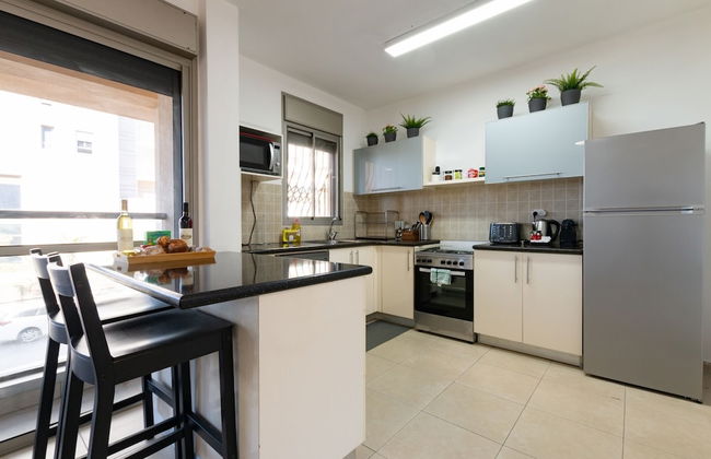 Stylish & Cozy Seaview Vacation APT - Foto 8