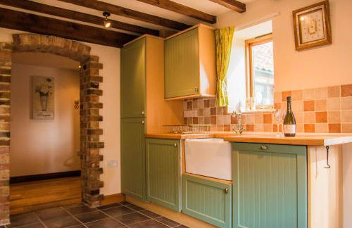 Lodge Barns - Photo 15