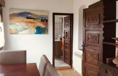 Apartamento en casa rural con amplio jardín a 5 min de la playa Situación inmejorable - Foto 2