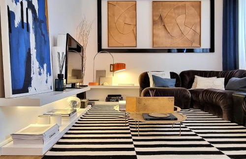 NEW - Epic Design -AC, Balcony, Free Parking - Foto 9