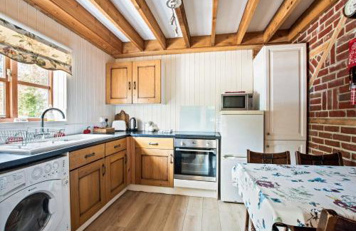 Charming thatched cottage near New Forest - Foto 7