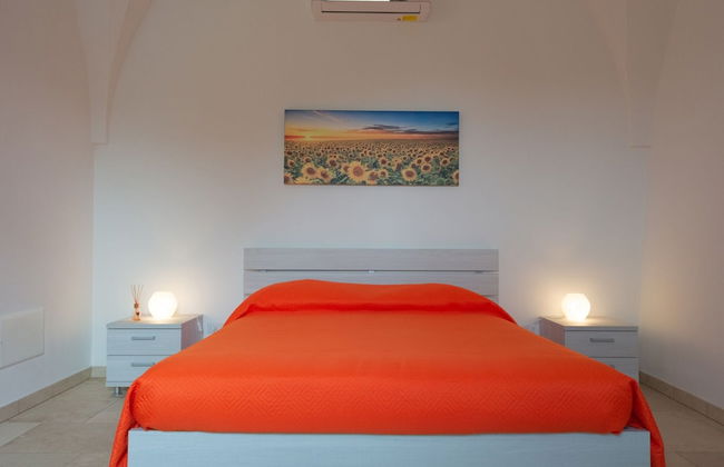 Trulli-style Chalet Near Forest Walks - Photo 4