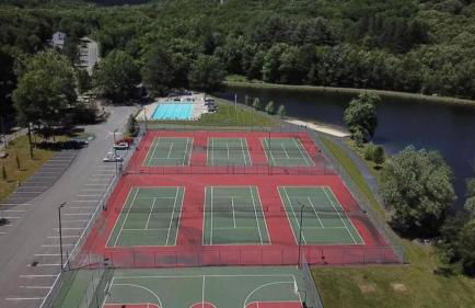 Serenity Falls - Stylish 4Bdr Mountain Retreat, Hot Tub, Pool - Foto 57