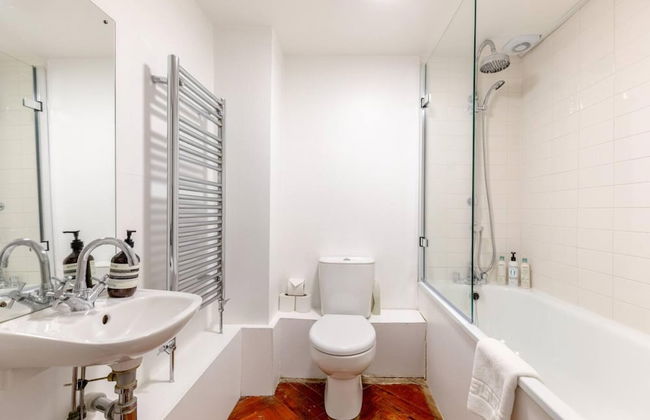 Tastefully Curated Mezzanine Studio Flat Hackney! - Foto 11