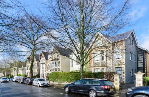 Oakfield Premier Apartments-High Speed WiFi-Smart SelfCheckIn-Central Cardiff Gem - Photo 40