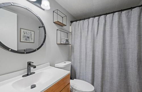 Stylish 1st Flr 1Bed Condo-Close to Downtown Dover - Photo 19