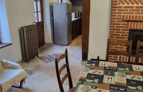 Gîte typique avec étang privé, linge et ménage inclus, Wi-Fi et animaux gratuits - FR-1-591-378 - Foto 8