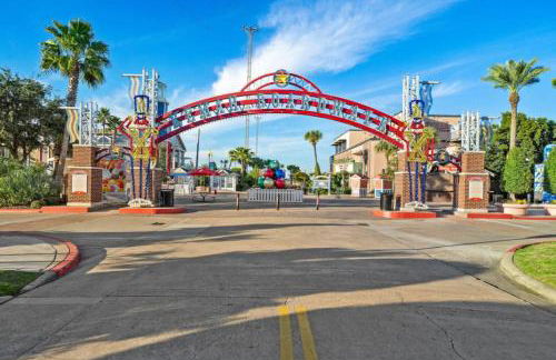 Cozy cottage in the heart of Kemah close to the boardwalk and bay - Foto 12