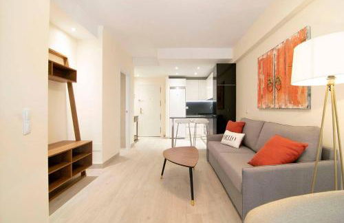 Beautiful Apartment next to Santiago Bernabeu by Batuecas - Photo 5