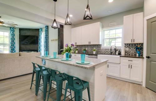 Spacious Yard, Games and Fire Pit Grove Home Rental - Foto 8